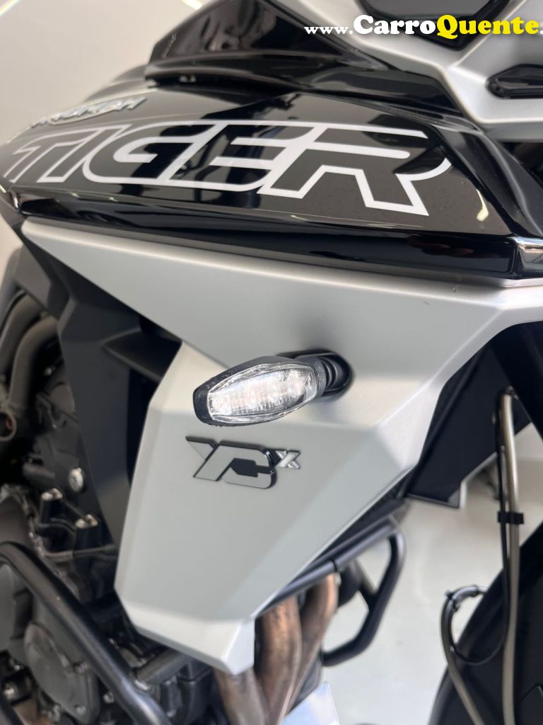 TRIUMPH   TIGER 800 XCX   PRETO 2019 800CC GASOLINA - Loja