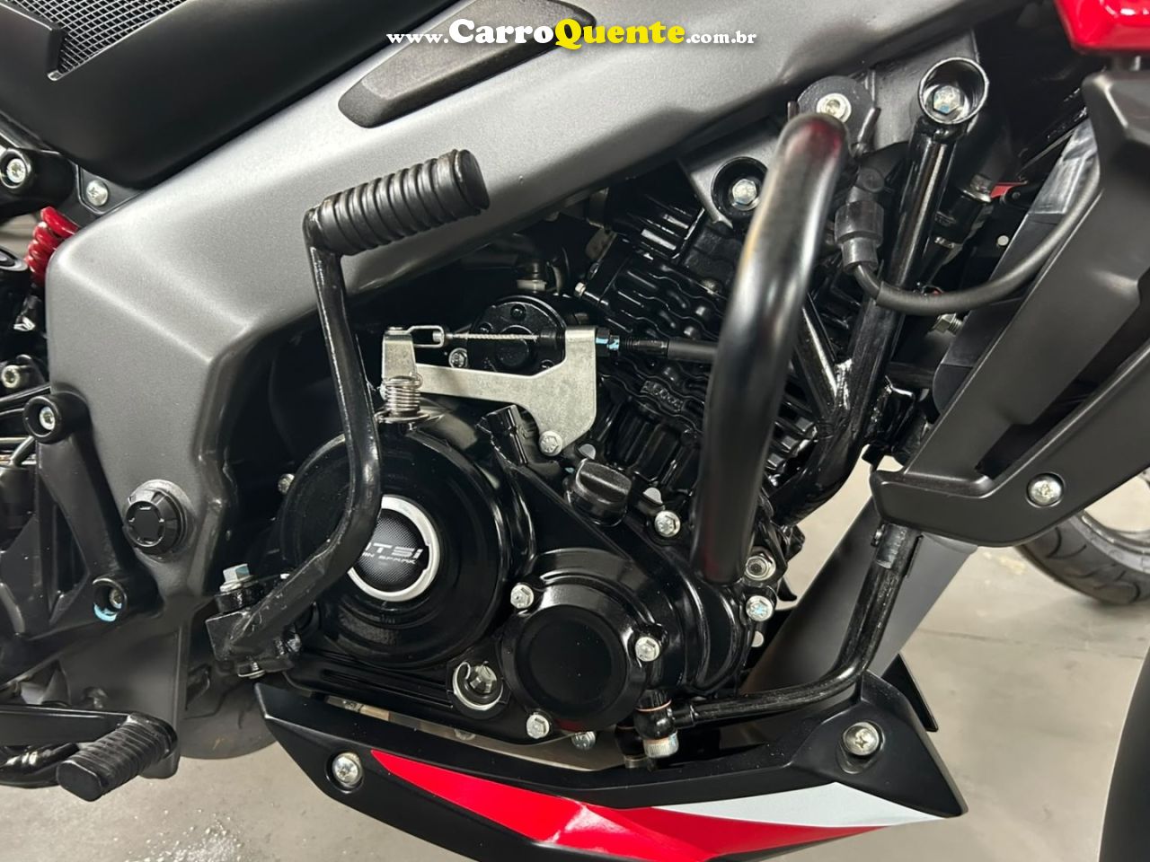 BAJAJ  DOMINAR NS160 2026  Gasolina Manual - Loja