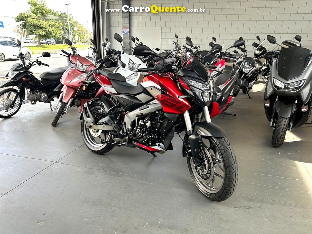 BAJAJ  DOMINAR NS160 2026  Gasolina Manual - Loja