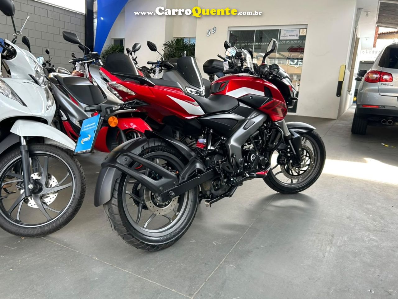 BAJAJ  DOMINAR NS160 2026  Gasolina Manual - Loja