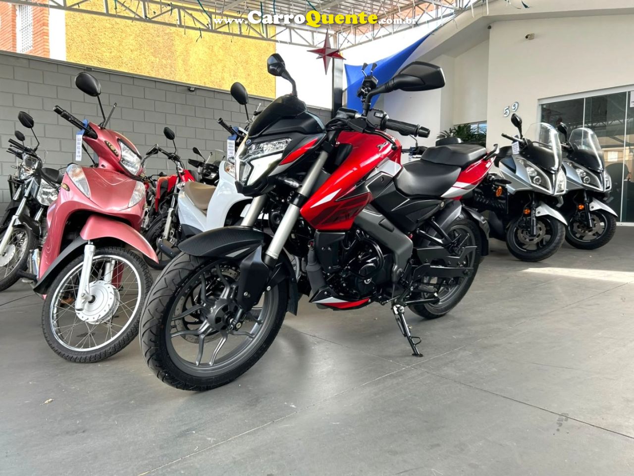 BAJAJ  DOMINAR NS160 2026  Gasolina Manual - Loja