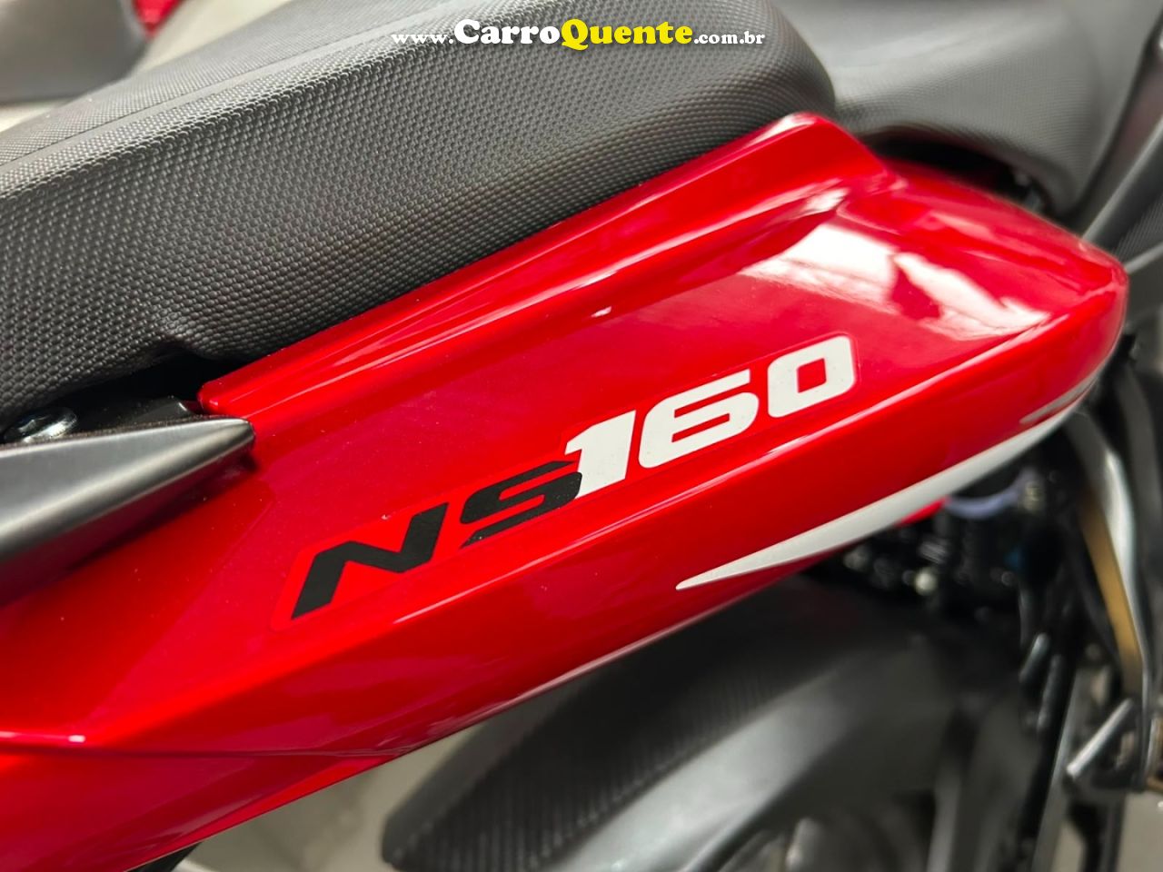 BAJAJ  DOMINAR NS160 2026  Gasolina Manual - Loja