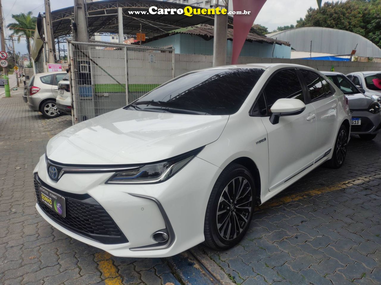 TOYOTA COROLLA 1.8 VVT-I ALTIS PREMIUM HIBRIDO 2024 - Loja