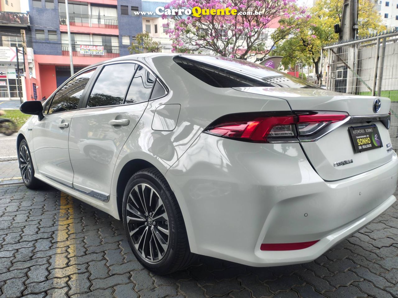 TOYOTA COROLLA 1.8 VVT-I ALTIS PREMIUM HIBRIDO 2024 - Loja