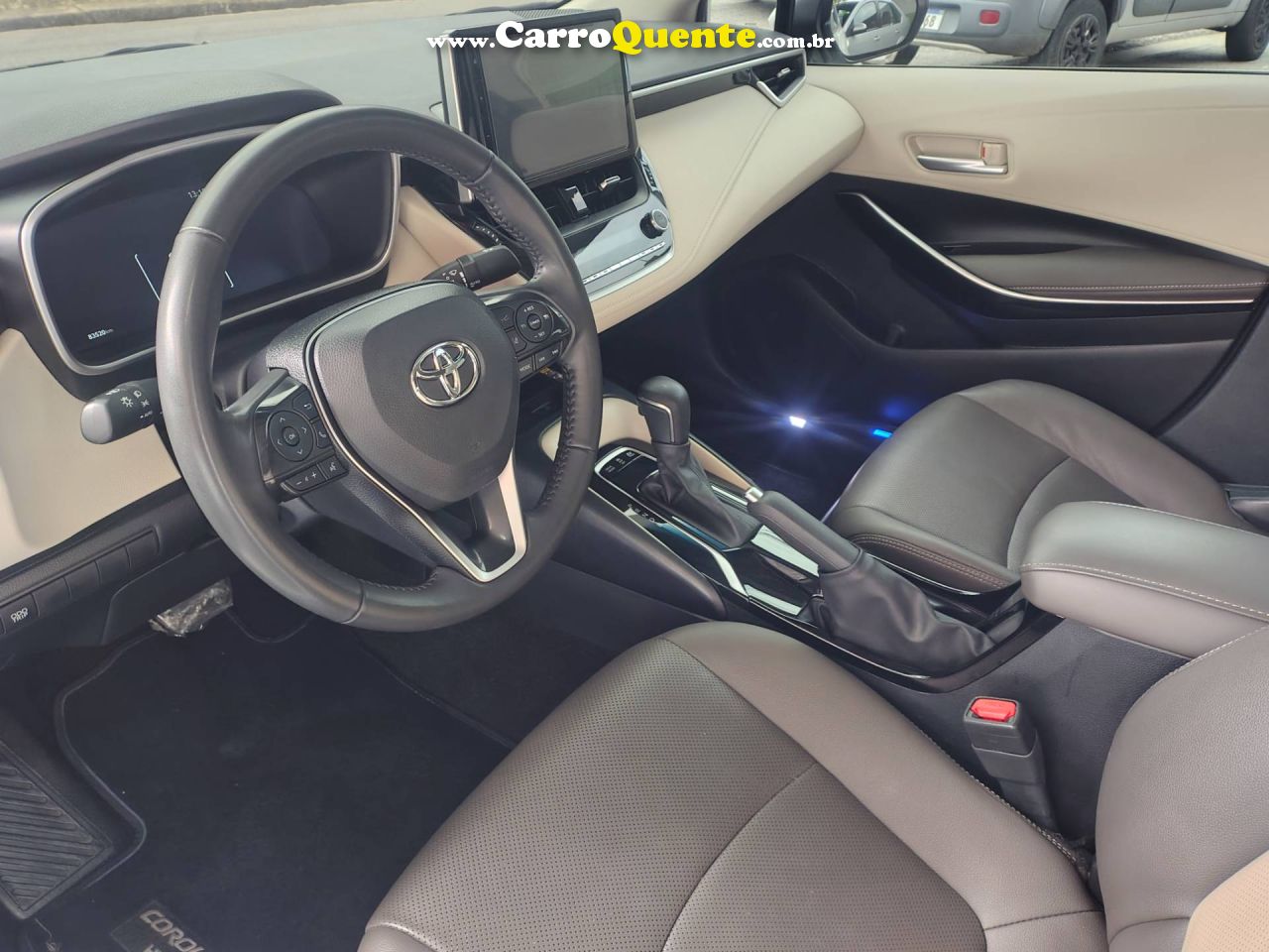 TOYOTA COROLLA 1.8 VVT-I ALTIS PREMIUM HIBRIDO 2024 - Loja