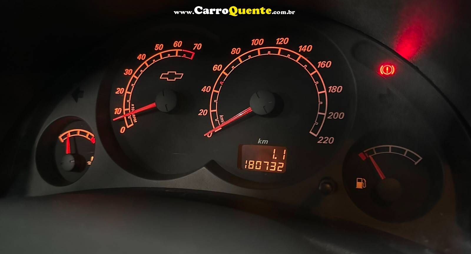 CHEVROLET CORSA 1.4 MPFI MAXX SEDAN 8V 2010 - Loja