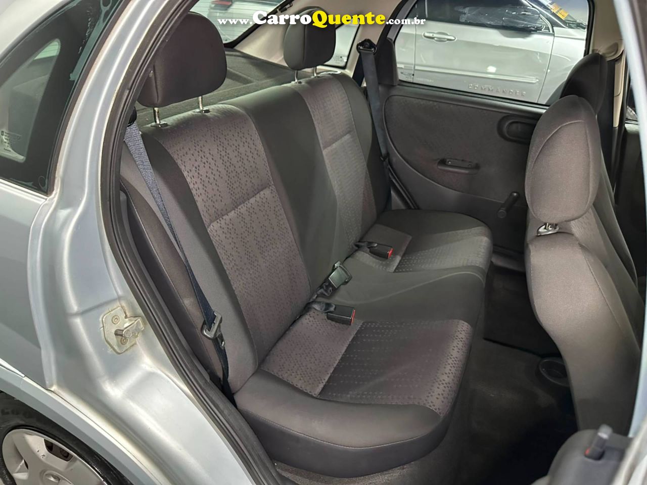 CHEVROLET CORSA 1.4 MPFI MAXX SEDAN 8V 2010 - Loja