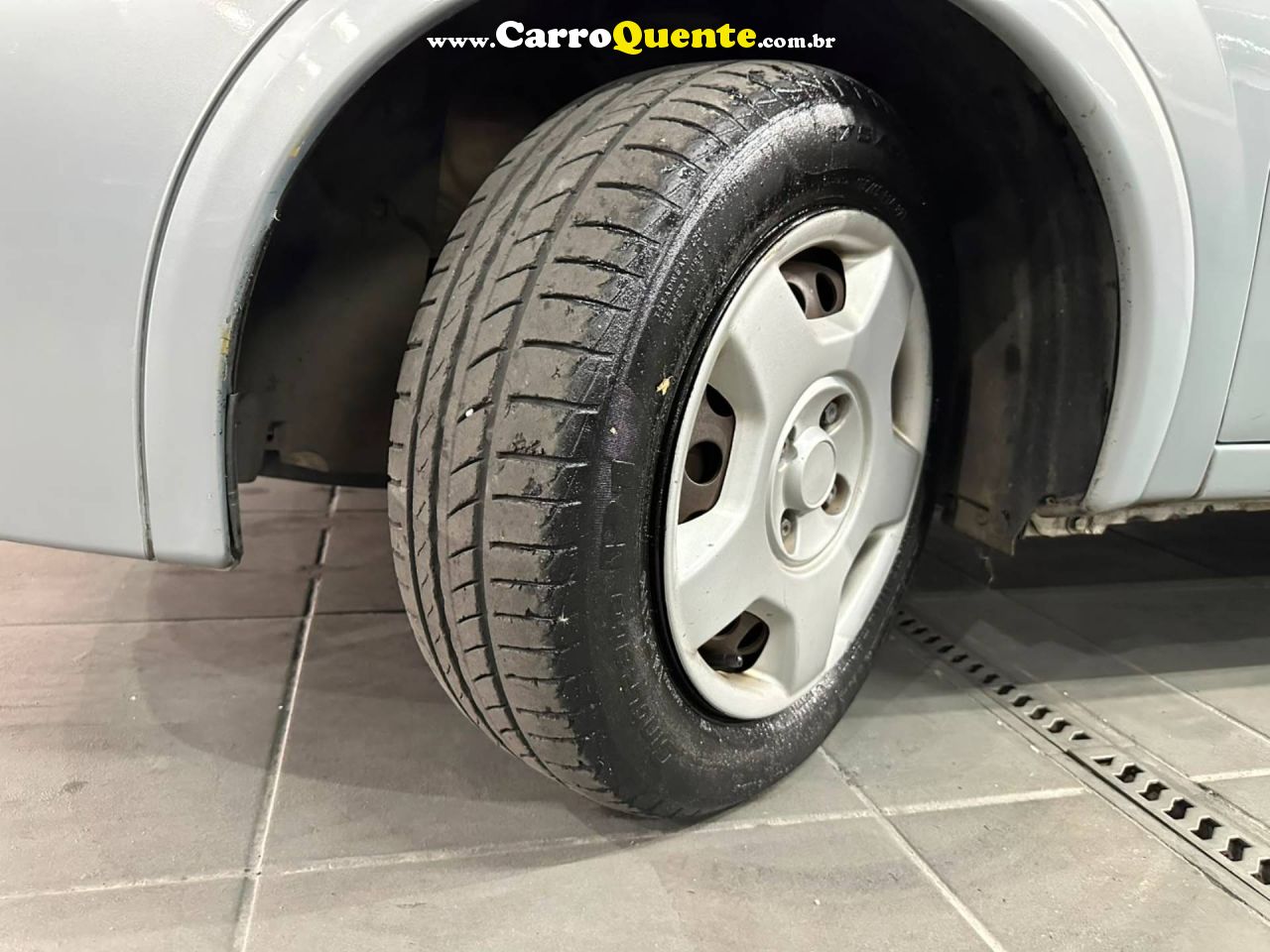 CHEVROLET CORSA 1.4 MPFI MAXX SEDAN 8V 2010 - Loja