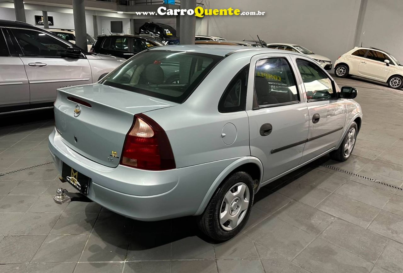CHEVROLET CORSA 1.4 MPFI MAXX SEDAN 8V 2010 - Loja