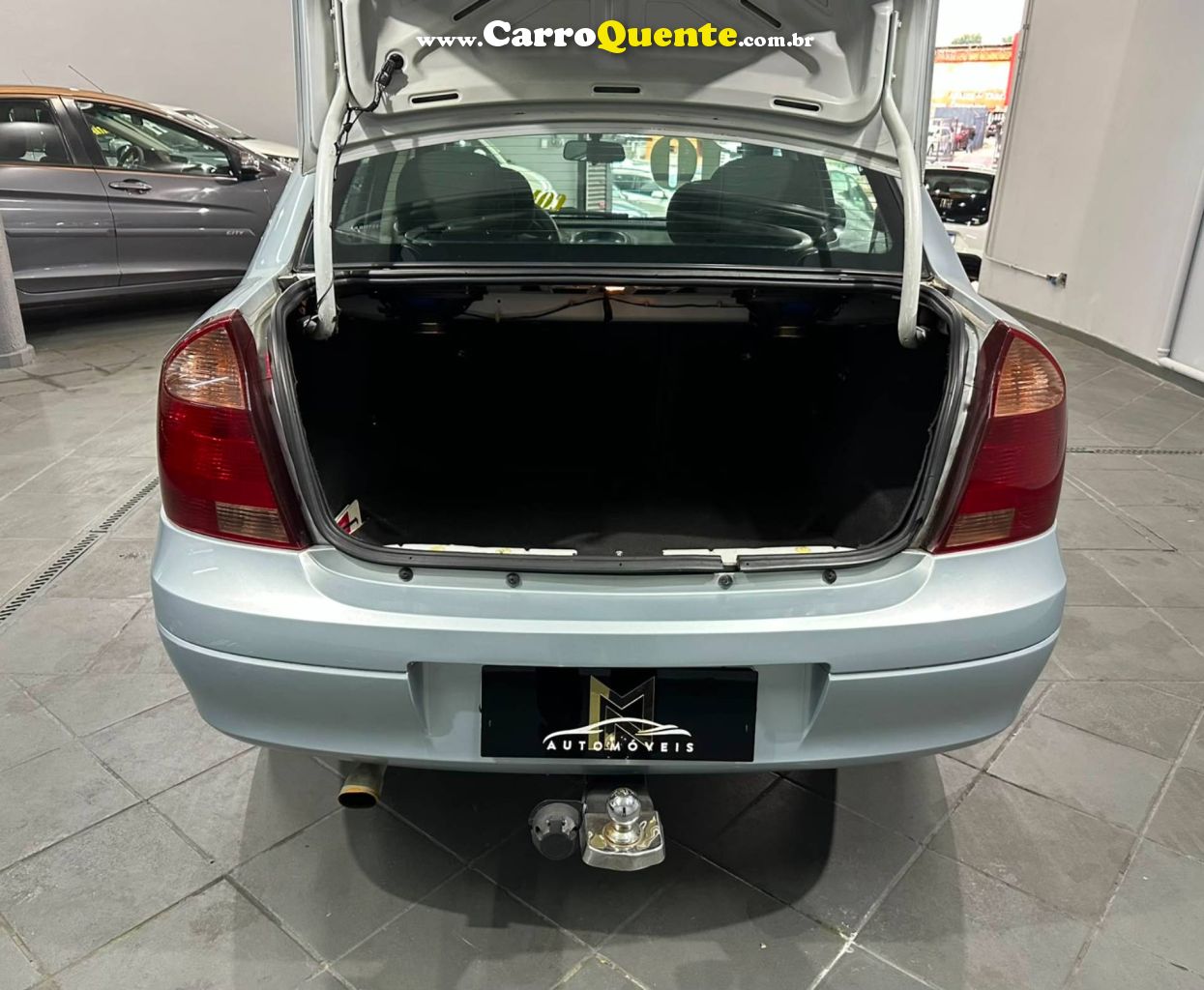 CHEVROLET CORSA 1.4 MPFI MAXX SEDAN 8V 2010 - Loja