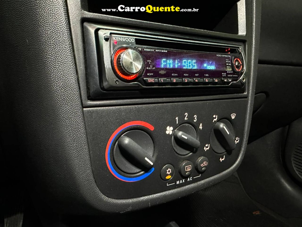 CHEVROLET CORSA 1.4 MPFI MAXX SEDAN 8V 2010 - Loja