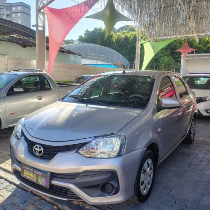 TOYOTA ETIOS 1.5 X SEDAN 16V 2018