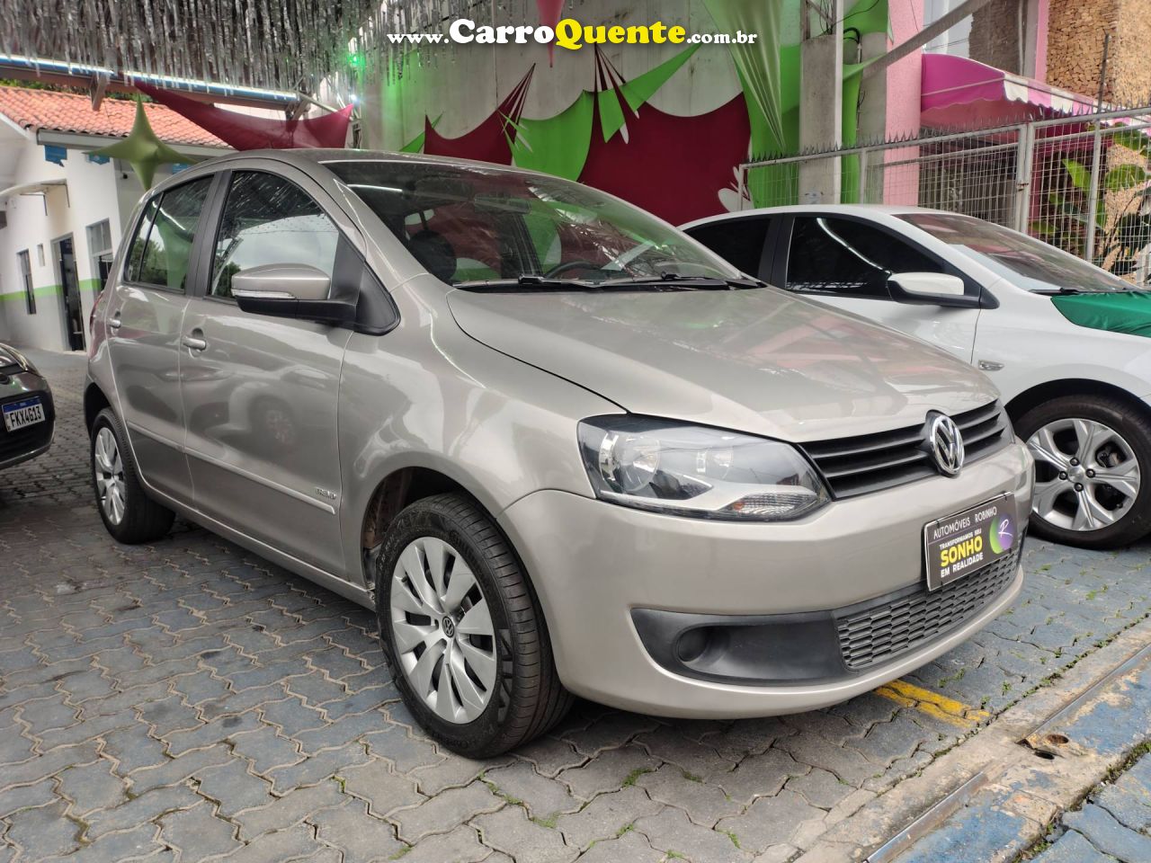 VOLKSWAGEN FOX 1.6 MI 8V 2013 - Loja