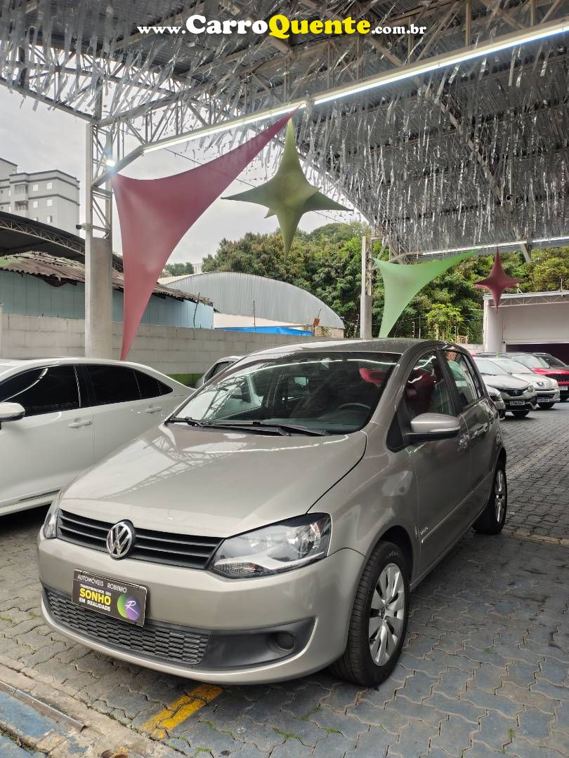 VOLKSWAGEN FOX 1.6 MI 8V 2013 - Loja