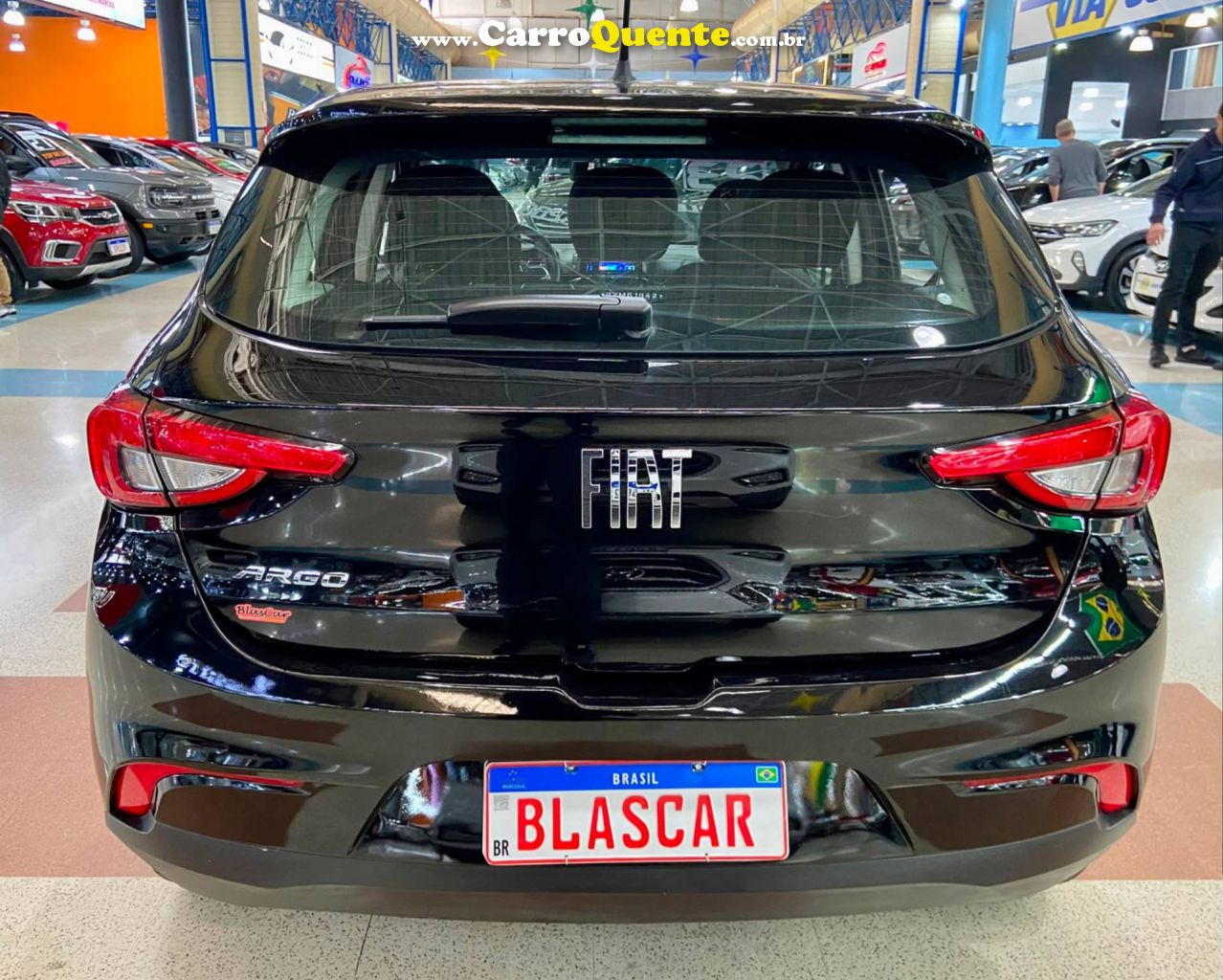 FIAT ARGO 1.0 FIREFLY 2023 - Loja