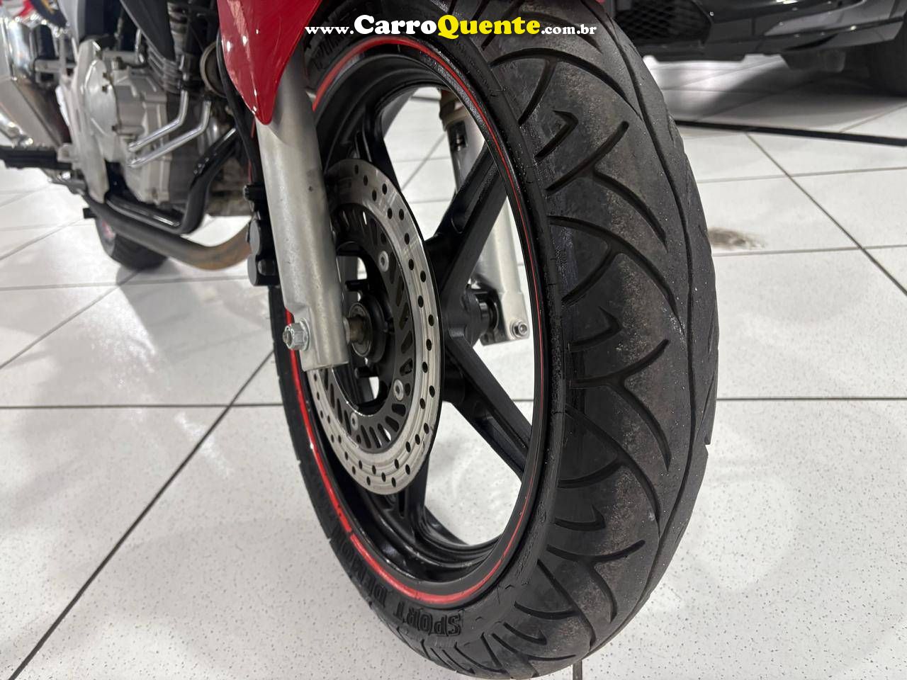 HONDA CB 300R 2011 - Loja
