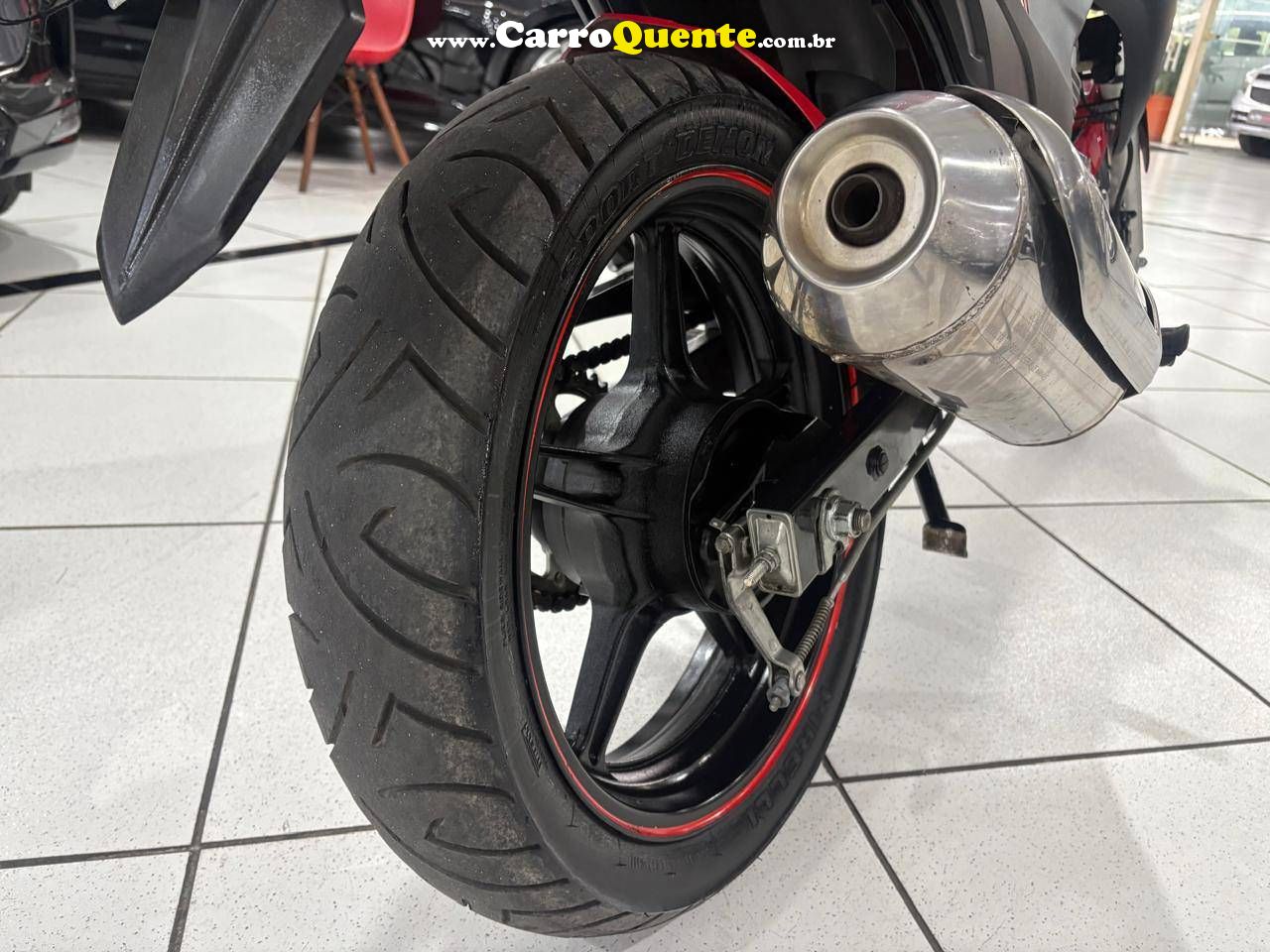 HONDA CB 300R 2011 - Loja