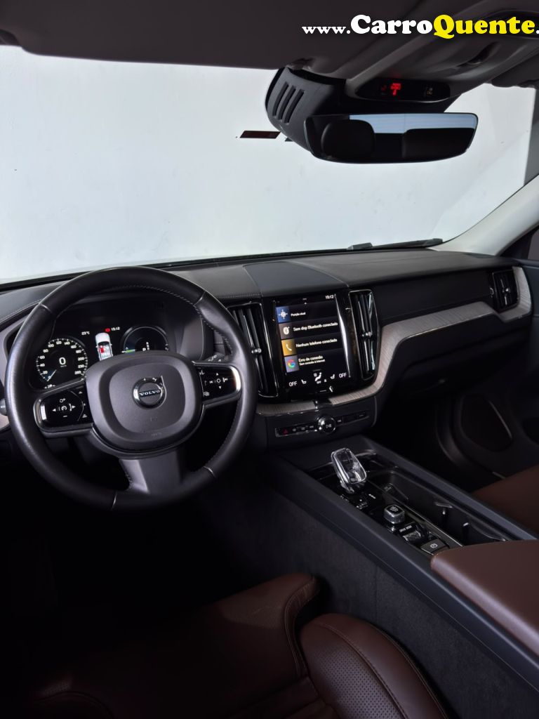 VOLVO   XC 60 T-8 HÍBRIDO INSCRIPTION 2.0 5P   CINZA 2020 2.0 GASOLINA E ELÉTRICO - Loja