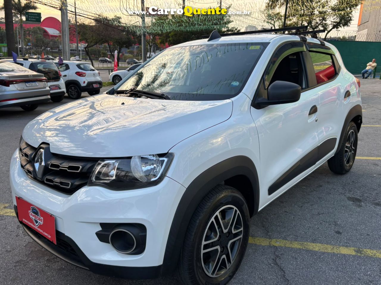 RENAULT   KWID ZEN 1.0 FLEX 12V 5P MEC.   BRANCO 2018 1.0 FLEX - Loja