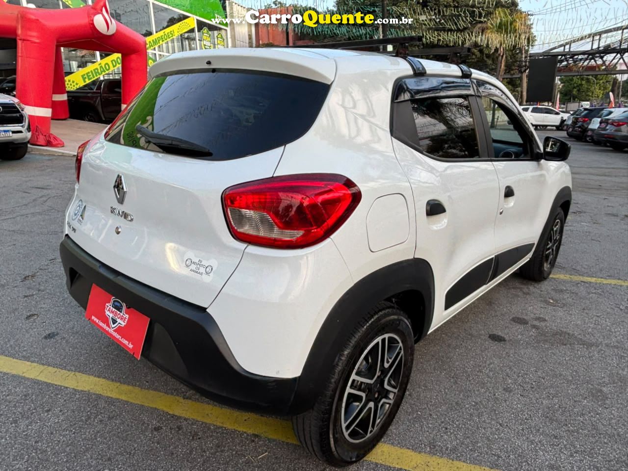 RENAULT   KWID ZEN 1.0 FLEX 12V 5P MEC.   BRANCO 2018 1.0 FLEX - Loja
