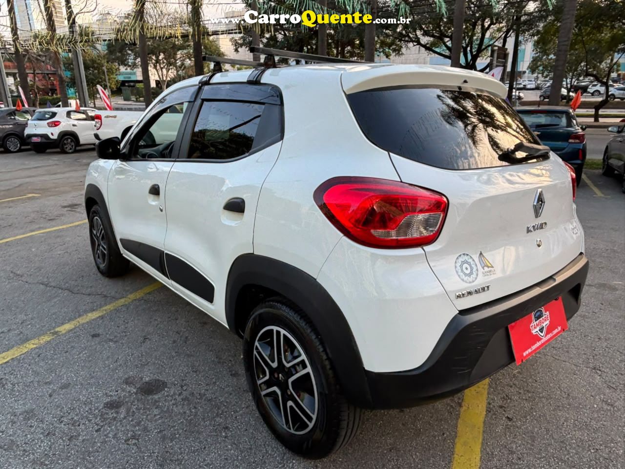 RENAULT   KWID ZEN 1.0 FLEX 12V 5P MEC.   BRANCO 2018 1.0 FLEX - Loja