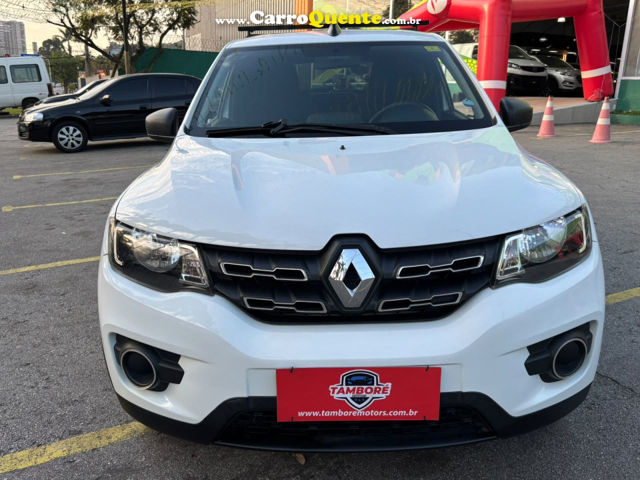 RENAULT   KWID ZEN 1.0 FLEX 12V 5P MEC.   BRANCO 2018 1.0 FLEX - Loja