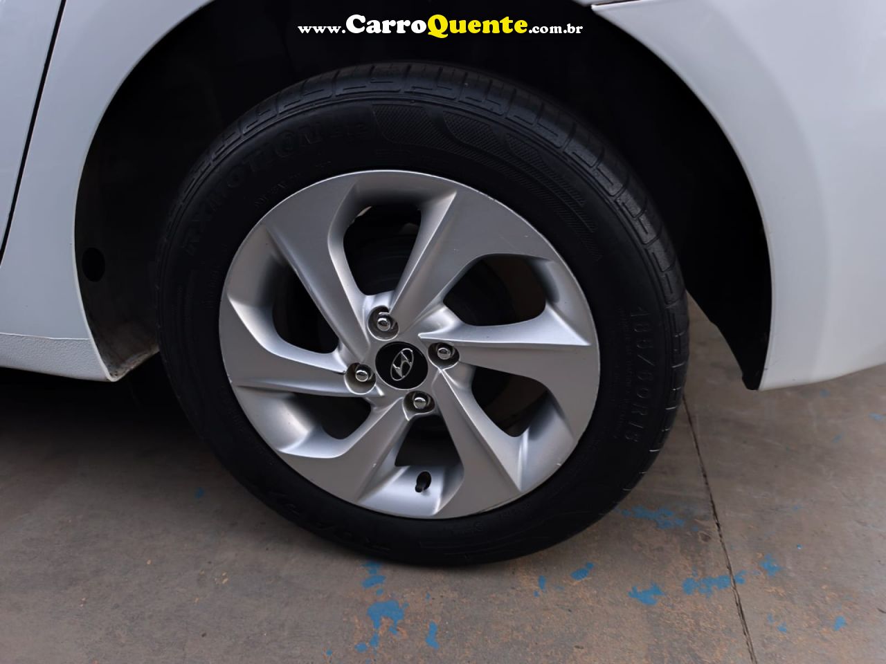 HYUNDAI   HB20S PREMIUM 1.6 FLEX 16V AUT. 4P   BRANCO 2017 1.6 FLEX - Loja