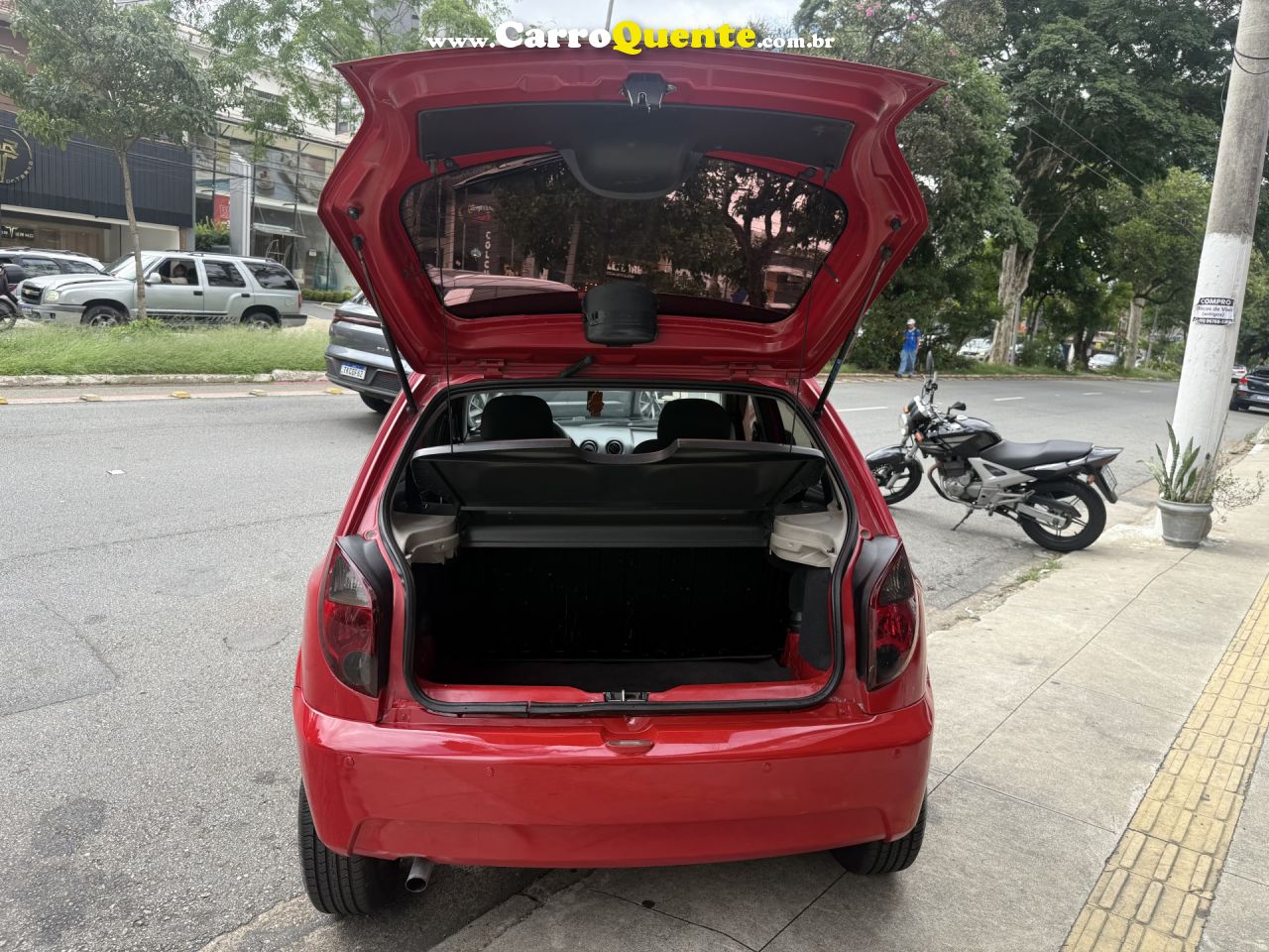 CHEVROLET   CELTA SPIRIT LT 1.0 MPFI 8V FLEXP. 5P   VERMELHO 2012 1.0 FLEX - Loja