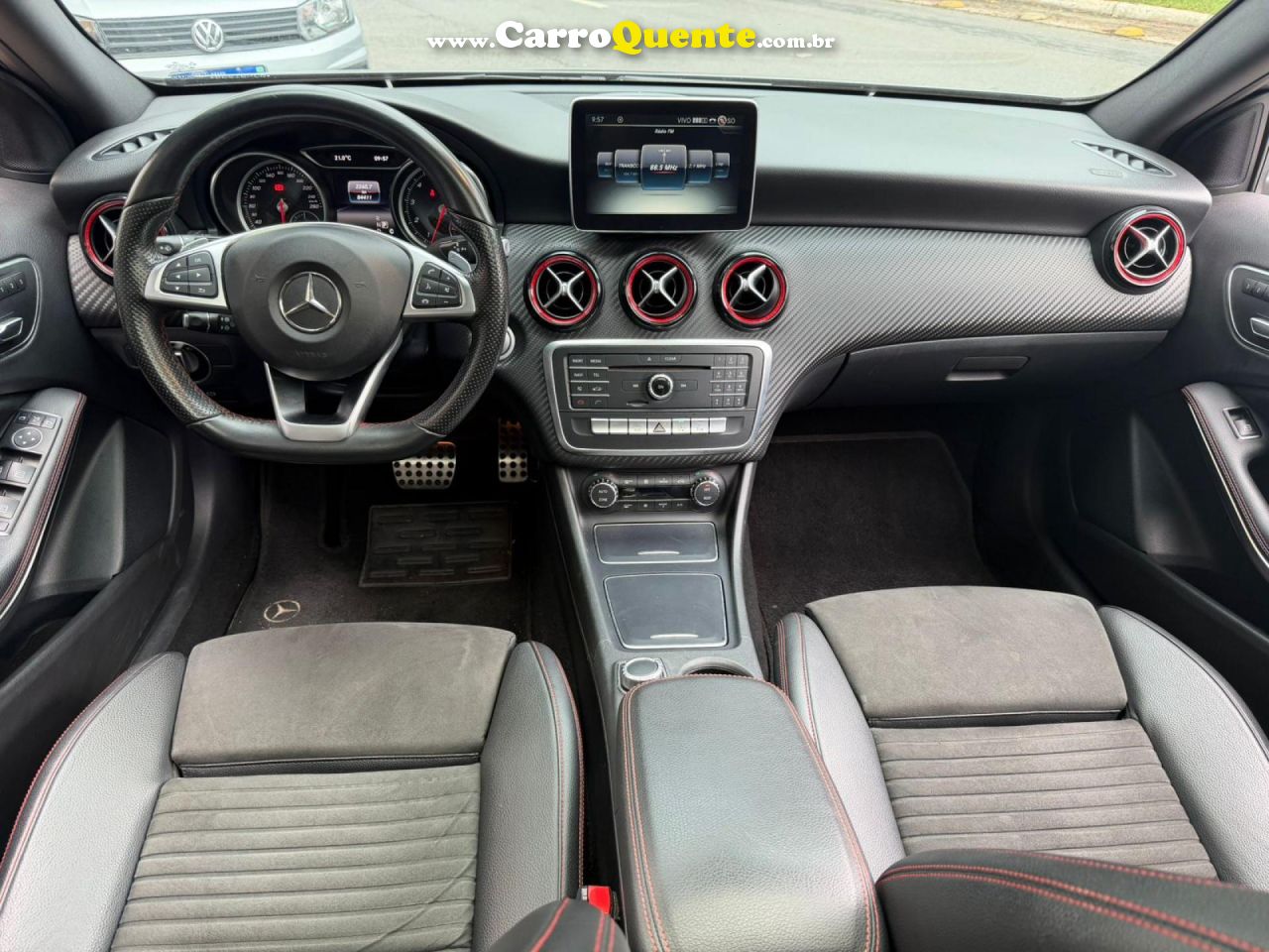 MERCEDES-BENZ   CLASSE A 250 2.0 TB SPORT AUT.   CINZA 2016 2.0 GASOLINA - Loja