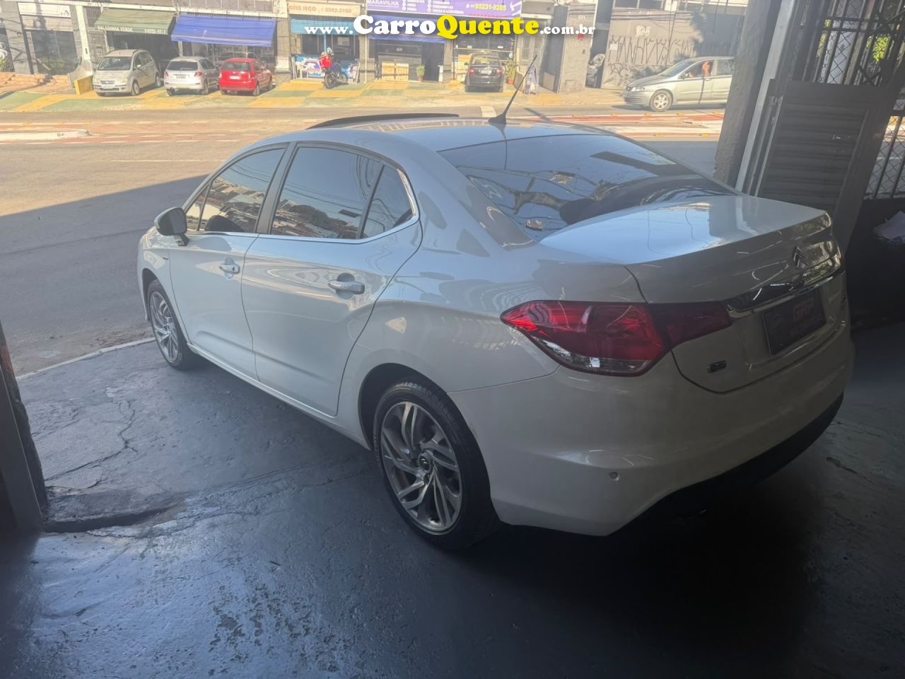 CITROËN   C4 LOUNGE EXCLUSIVE 1.6 TURBO FLEX AUT.   BRANCO 2015 1.6 FLEX - Loja