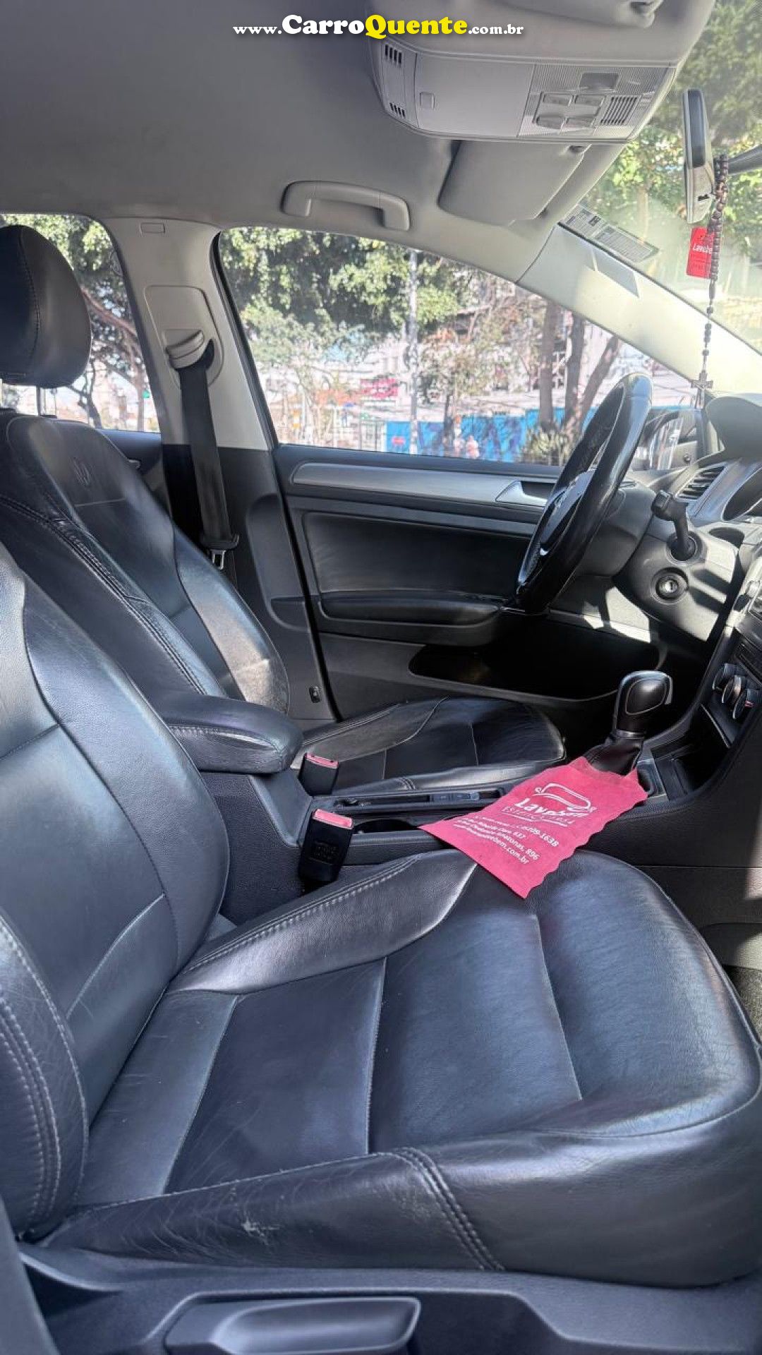 VOLKSWAGEN   GOLF COMFORTLINE 1.4 TSI 140CV AUT.   PRATA 2015 1.4 GASOLINA - Loja
