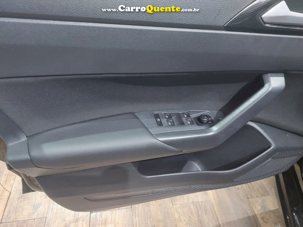 VOLKSWAGEN   POLO HIGHLINE TSI 1.0 FLEX 12V AUT.   PRETO 2023 1.0 FLEX - Loja