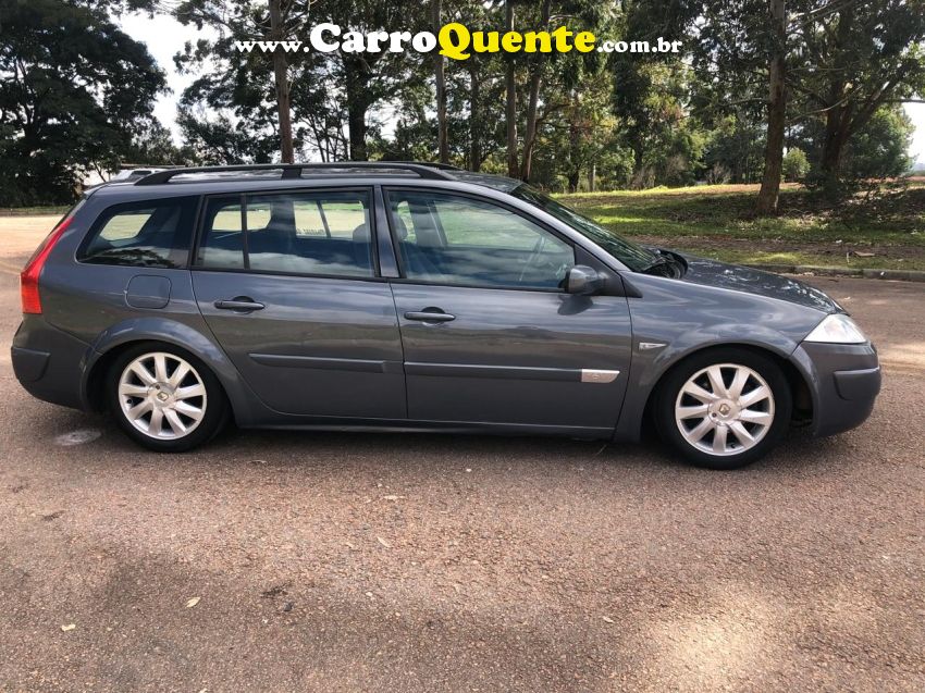 Renault MEGANE 1.6 DYNAMIQUE GRAND TOUR 16V FLEX 4P MANUAL - Loja