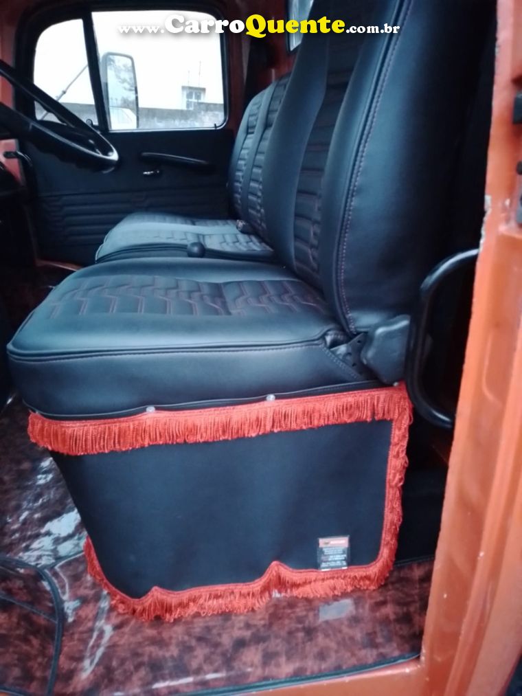 Mercedes-Benz 1113 MB 1113 4x2 - Loja