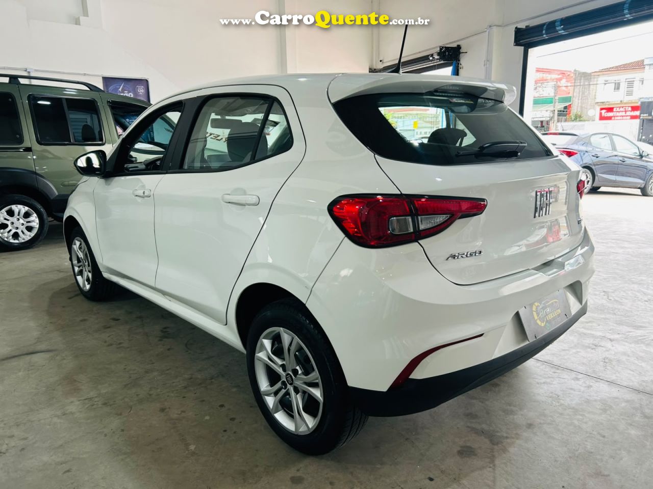 FIAT   ARGO DRIVE 1.0 6V FLEX   BRANCO 2025 1.0 FLEX - Loja