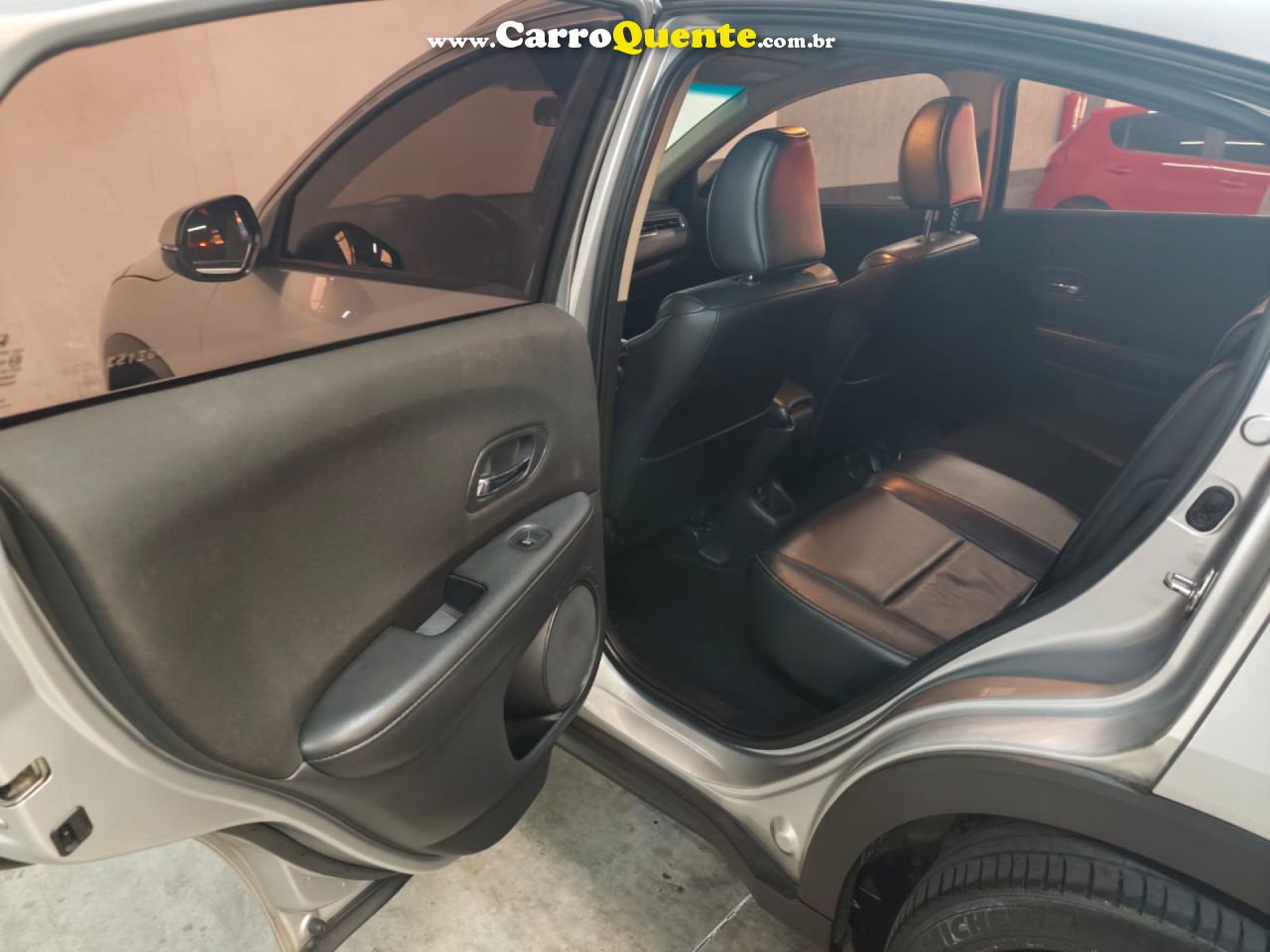 HONDA   HR-V EXL 1.8 FLEXONE 16V 5P AUT.   PRATA 2016 1.8 FLEX - Loja