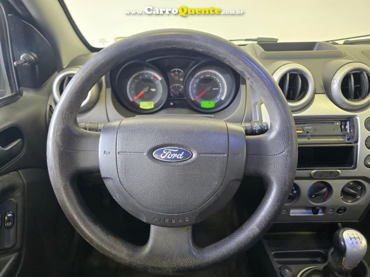 FORD   FIESTA 1.6 16V FLEX MEC. 5P   PRETO 2014 1.6 FLEX - Loja