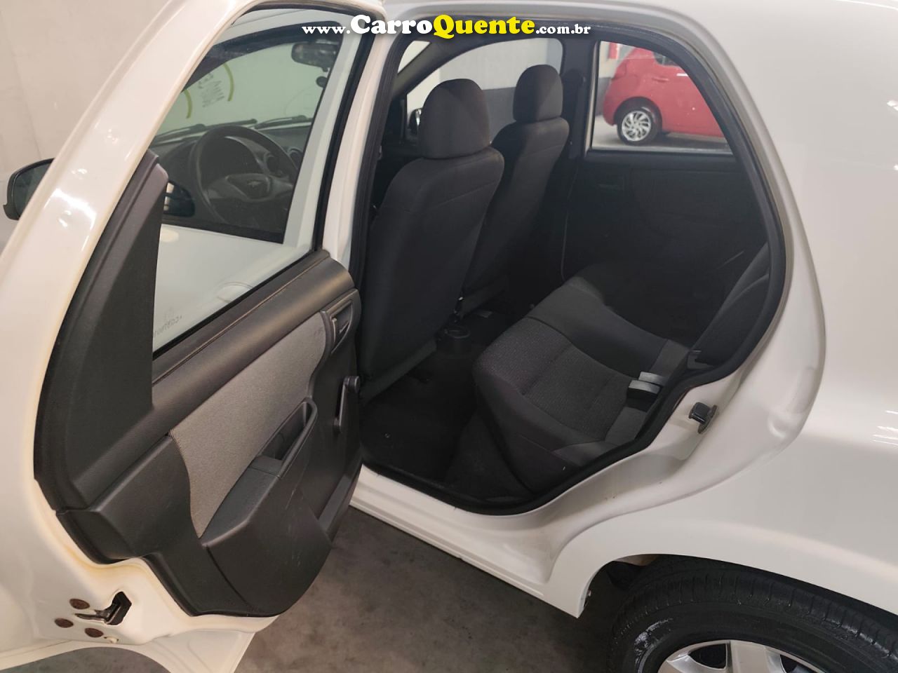 CHEVROLET   CELTA SPIRIT LT 1.0 MPFI 8V FLEXP. 5P   BRANCO 2012 1.0 FLEX - Loja