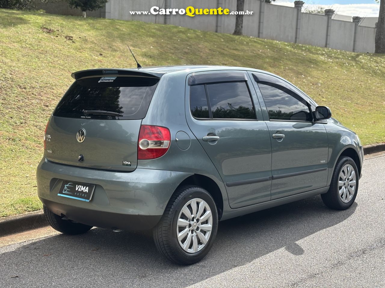VOLKSWAGEN   FOX 1.0 MI TOTAL FLEX 8V 5P   CINZA 2010 1.0 FLEX - Loja