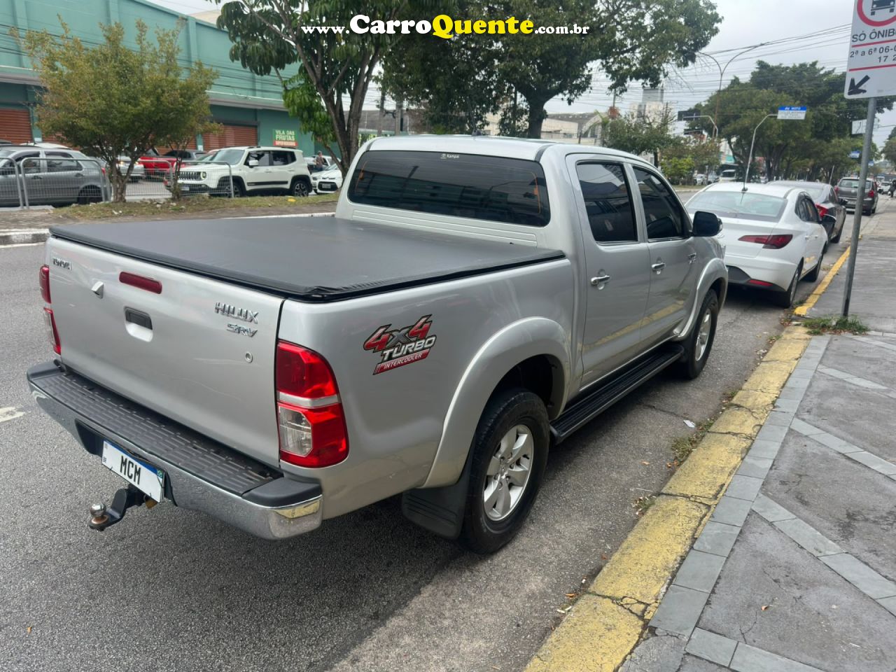 TOYOTA   HILUX CD SRV D4-D 4X4 3.0 TDI DIESEL AUT   PRATA 2012 3.0 DIESEL - Loja