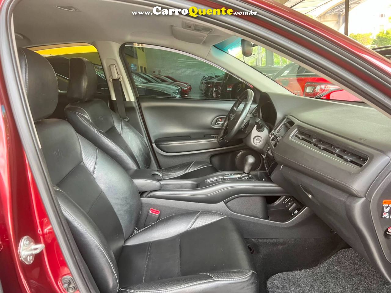 HONDA HR-V 1.8 16V EX 2018 - Loja