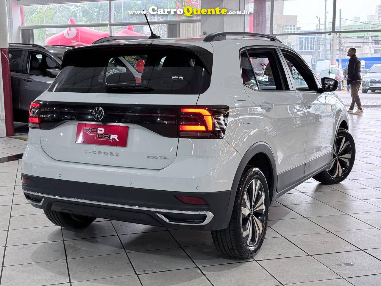 VOLKSWAGEN T-CROSS 1.0 200 TSI TOTAL COMFORTLINE 2024 - Loja