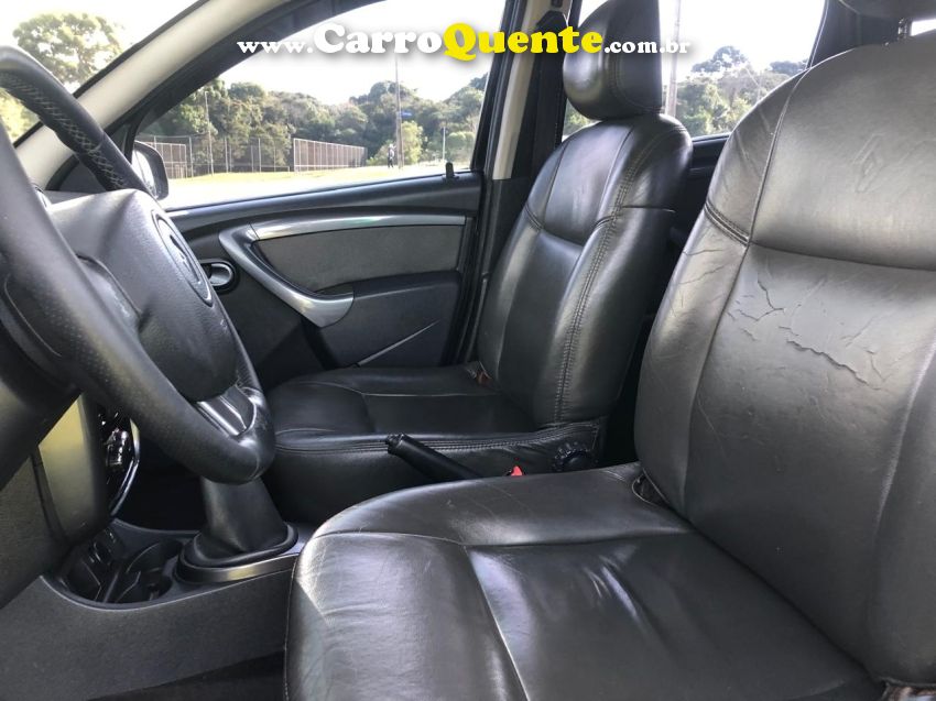 Renault DUSTER 1.6 DYNAMIQUE 4X2 16V FLEX 4P MANUAL - Loja