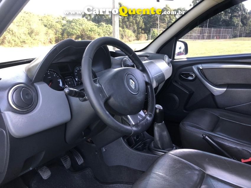 Renault DUSTER 1.6 DYNAMIQUE 4X2 16V FLEX 4P MANUAL - Loja