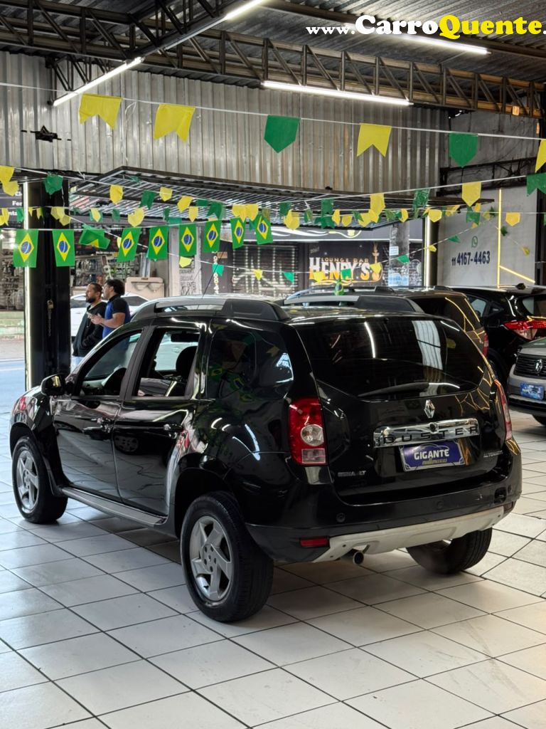RENAULT   DUSTER DYNAMIQUE 2.0 FLEX 16V AUT.   PRETO 2014 2.0 FLEX - Loja
