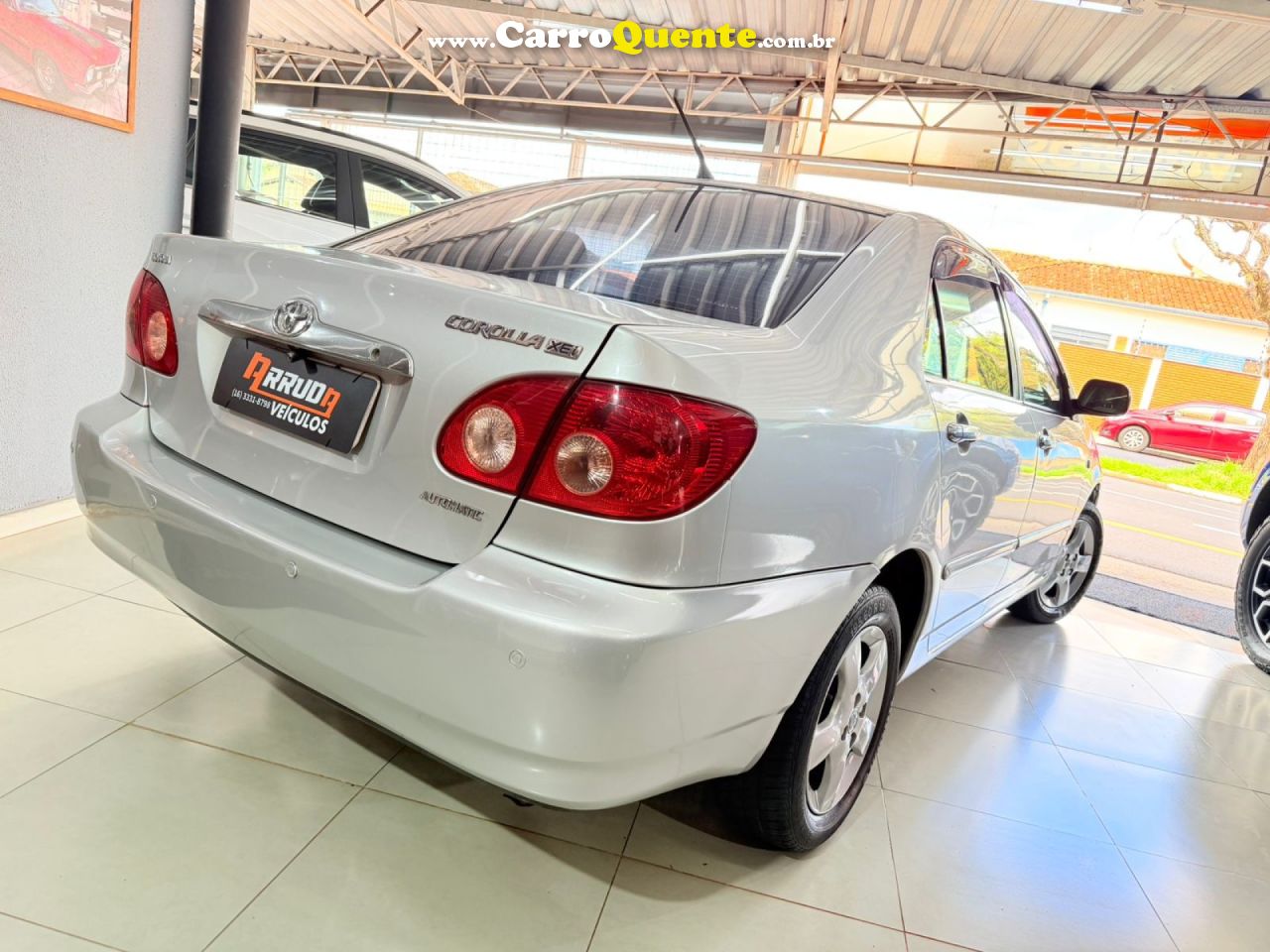 TOYOTA   COROLLA XEI 1.81.8 GAS 16V    PRATA 2006 1.8 GASOLINA - Loja