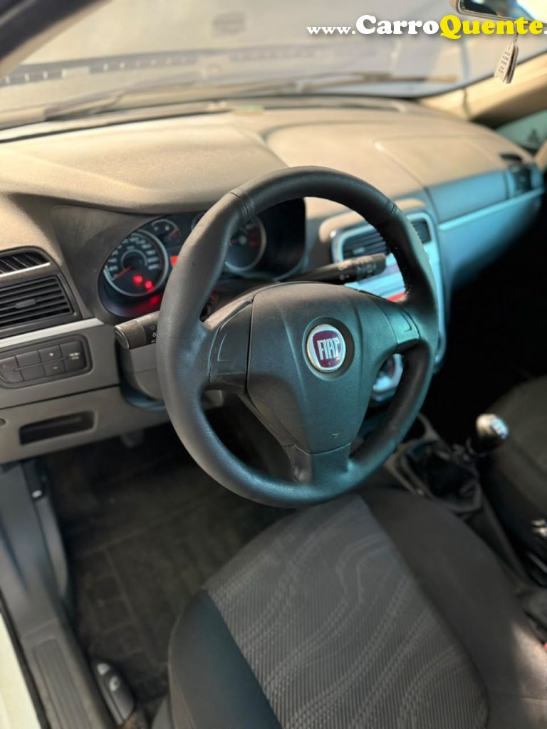 FIAT   PUNTO ATTRACTIVE 1.4 FIRE FLEX 8V 5P   BRANCO 2012 1.4 FLEX - Loja