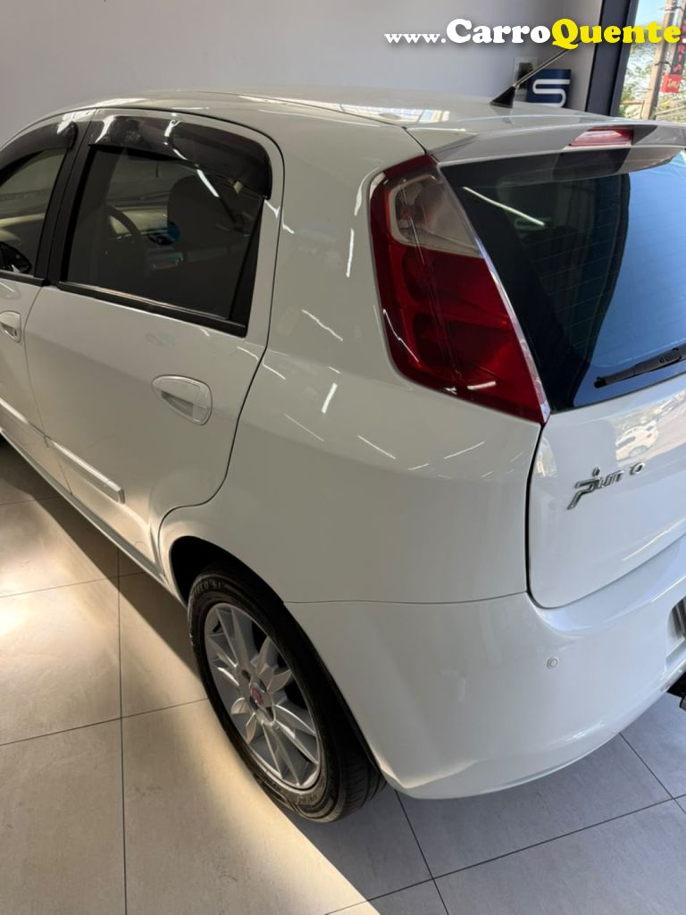 FIAT   PUNTO ATTRACTIVE 1.4 FIRE FLEX 8V 5P   BRANCO 2012 1.4 FLEX - Loja