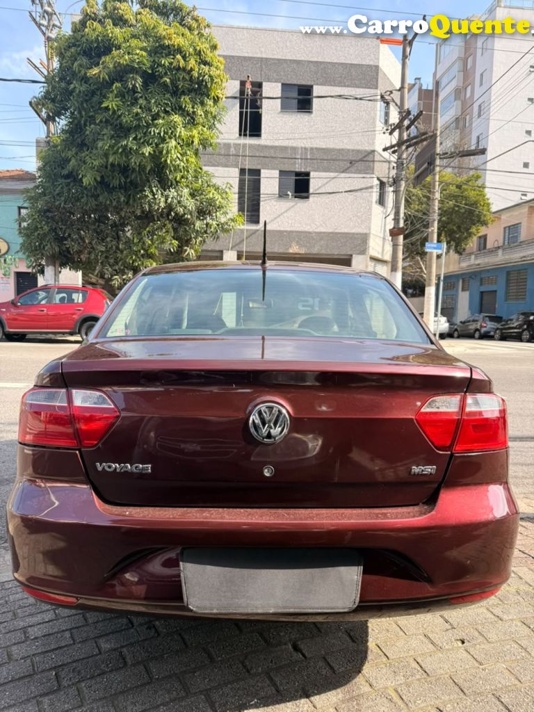 VOLKSWAGEN   VOYAGE SELEÇÃO 1.6 TOTAL FLEX 8V 4P   VINHO 2015 1.6 FLEX - Loja