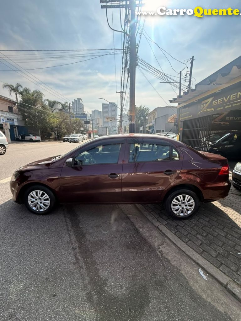 VOLKSWAGEN   VOYAGE SELEÇÃO 1.6 TOTAL FLEX 8V 4P   VINHO 2015 1.6 FLEX - Loja